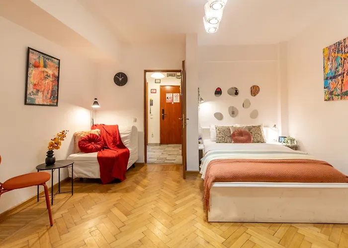2Br Apartment At Piata Natiunilor Unite: Perfect For City Center Stays