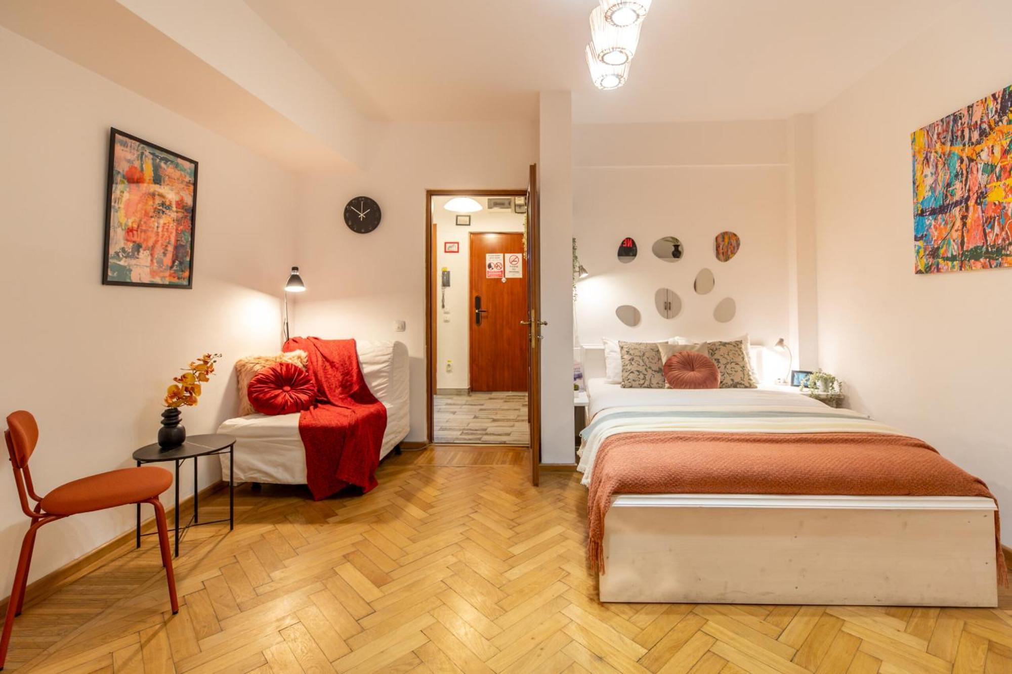 Apartment 2br At Piata Natiunilor Unite: Perfect For Center *