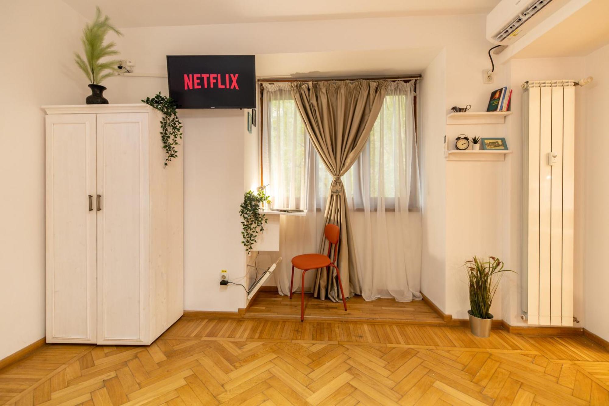 Apartment 2br At Piata Natiunilor Unite: Perfect For Center *