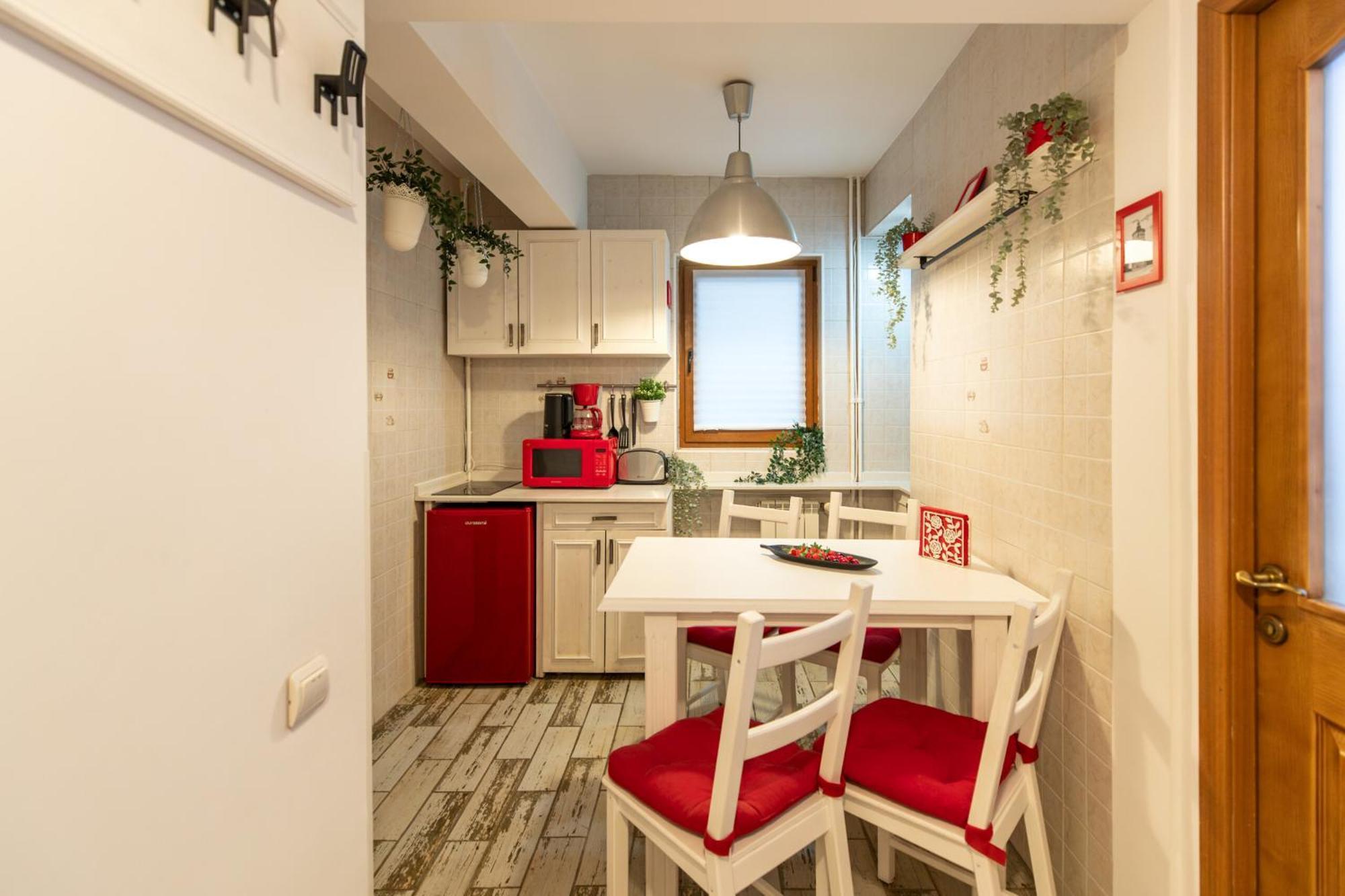Apartment 2br At Piata Natiunilor Unite: Perfect For Center *