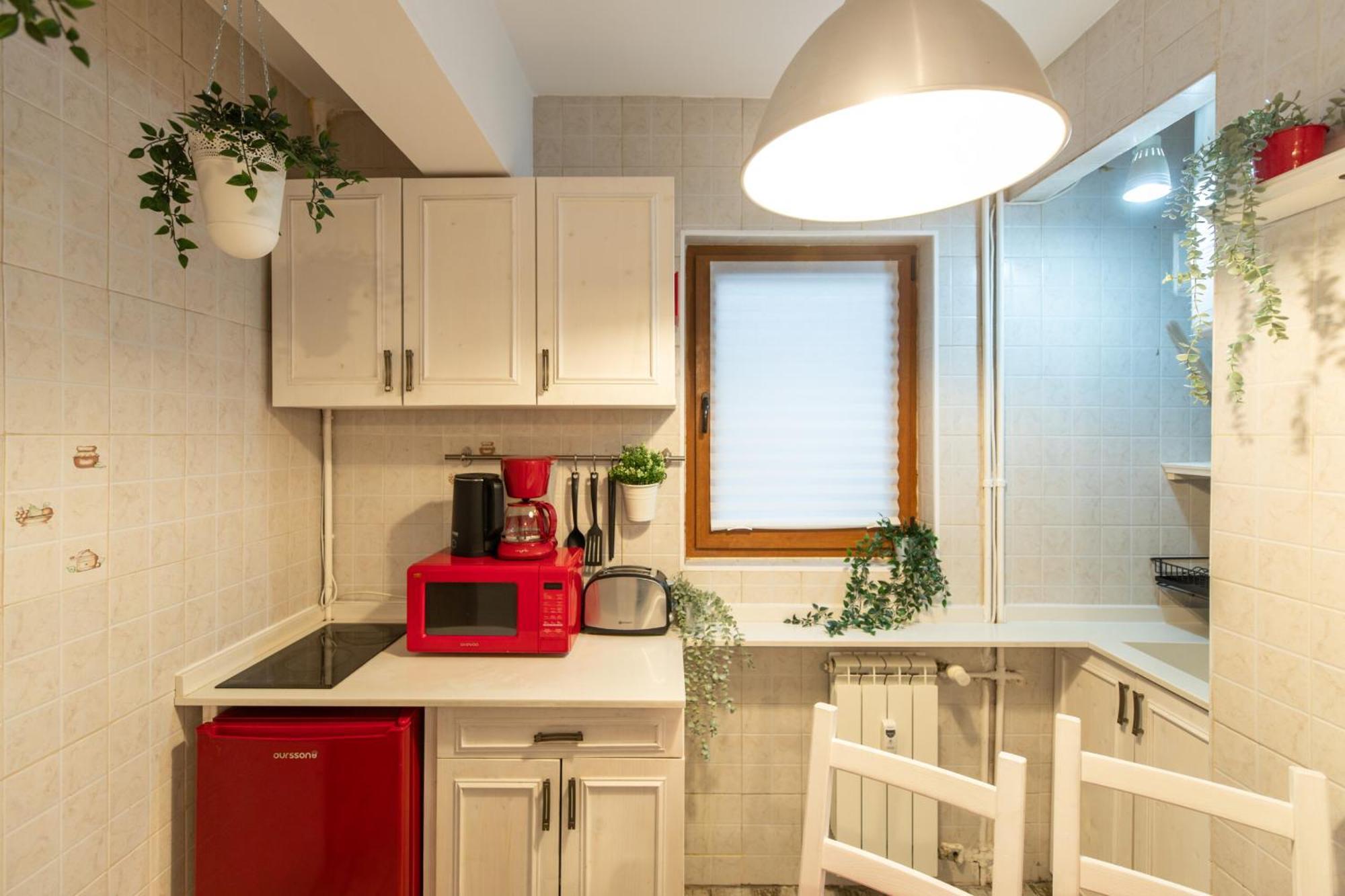 Apartment 2br At Piata Natiunilor Unite: Perfect For Center Bucharest